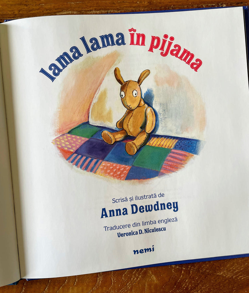 Lama Lama în pijama (coperta cartonată)